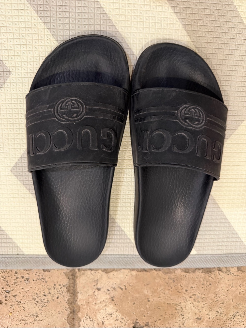 Gucci Black Rubber Slide Sandals for women